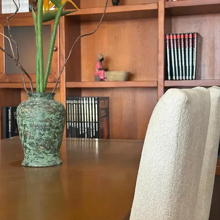 アパート A Calzada カンバードス